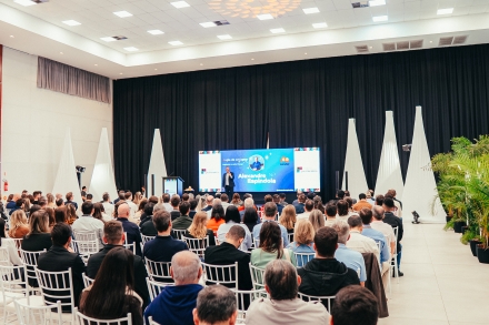 ABIGRAF/SC - Associa��o Brasileira da Ind�stria Gr�fica Regional Santa Catarina O 8&ordm; Semin&aacute;rio Sul-Brasileiro da Ind&uacute;stria Gr&aacute;fica confirmou seu protagonismo como o maior encontro do segmento na Regi&atilde;o Sul do...